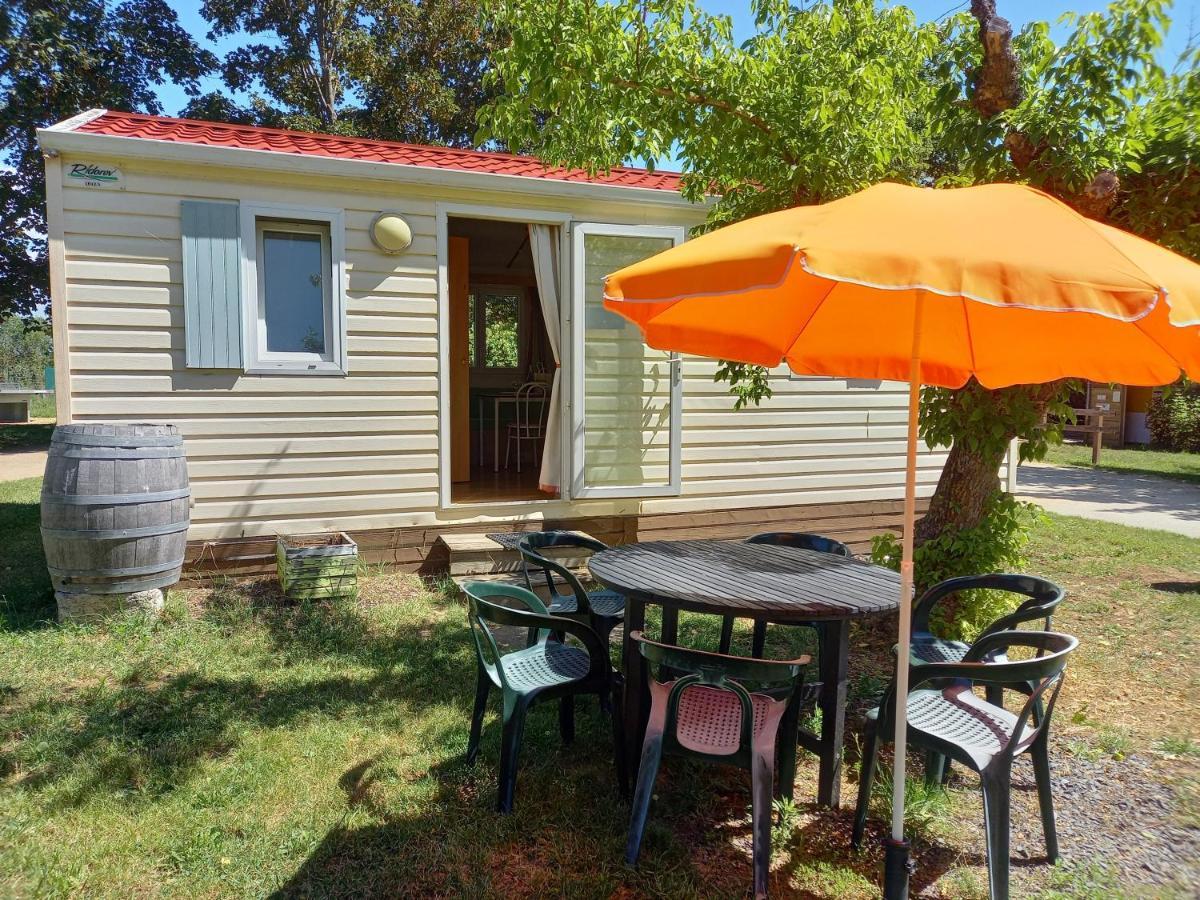 Camping Le Pont D'Allagnon Lempdes sur Allagnon Exterior foto