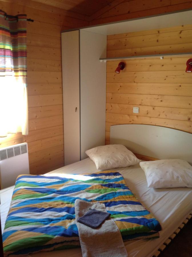 Camping Le Pont D'Allagnon Lempdes sur Allagnon Exterior foto